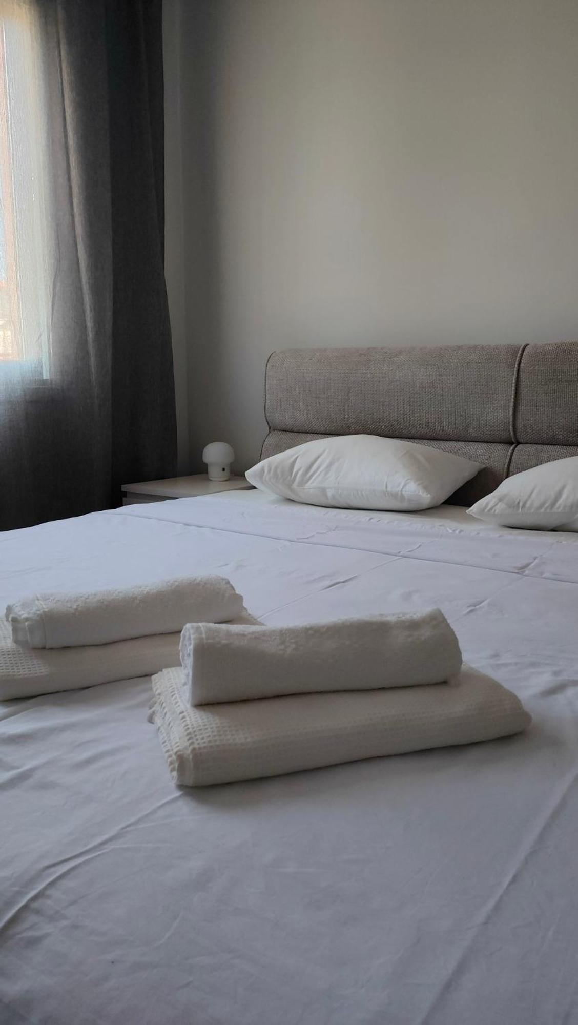Two Bedroom Apartment With Pool Πάφος Εξωτερικό φωτογραφία
